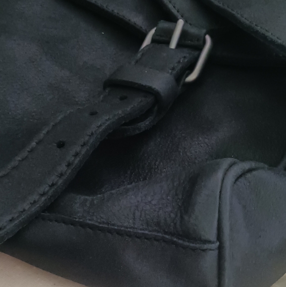 💼 Roots Messenger Bag - Picture 10 of 16